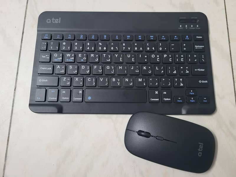 Tablet with accessories 9