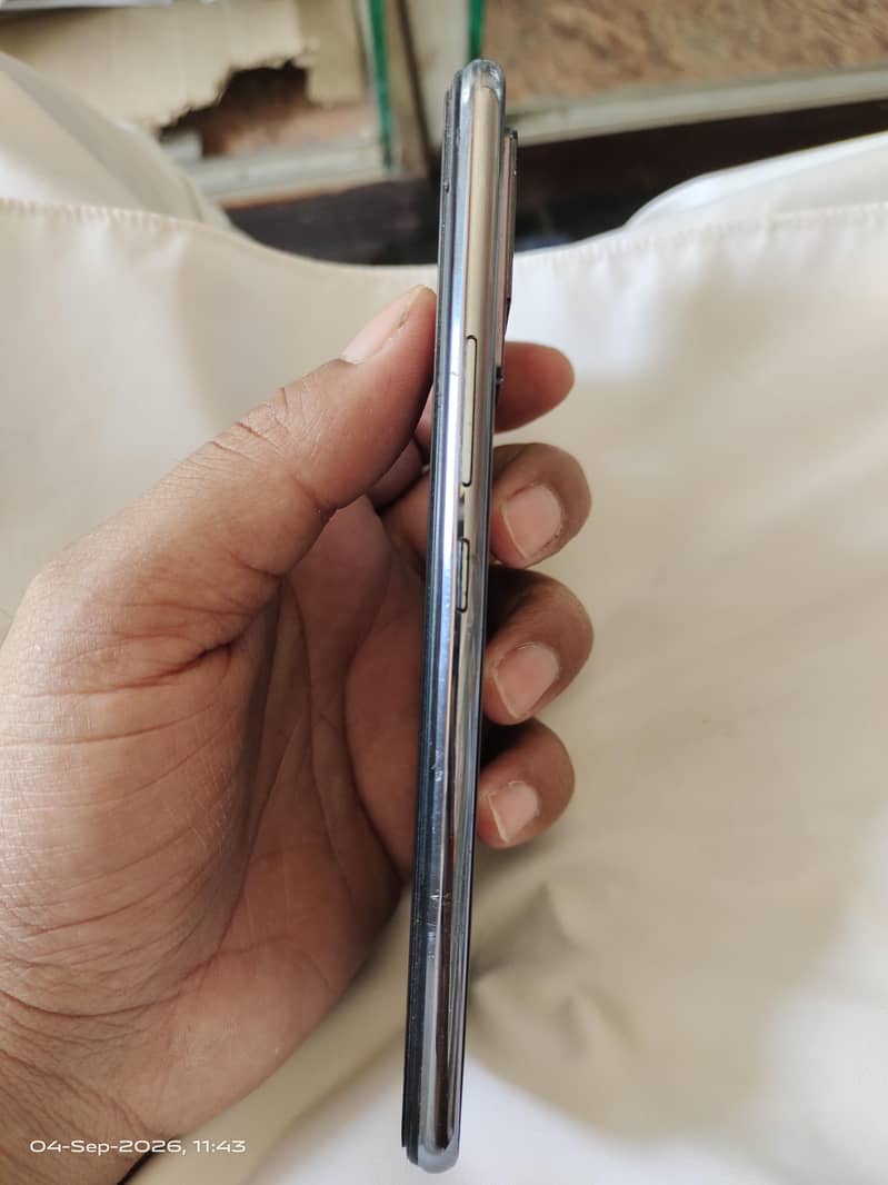 Vivo V21e 5