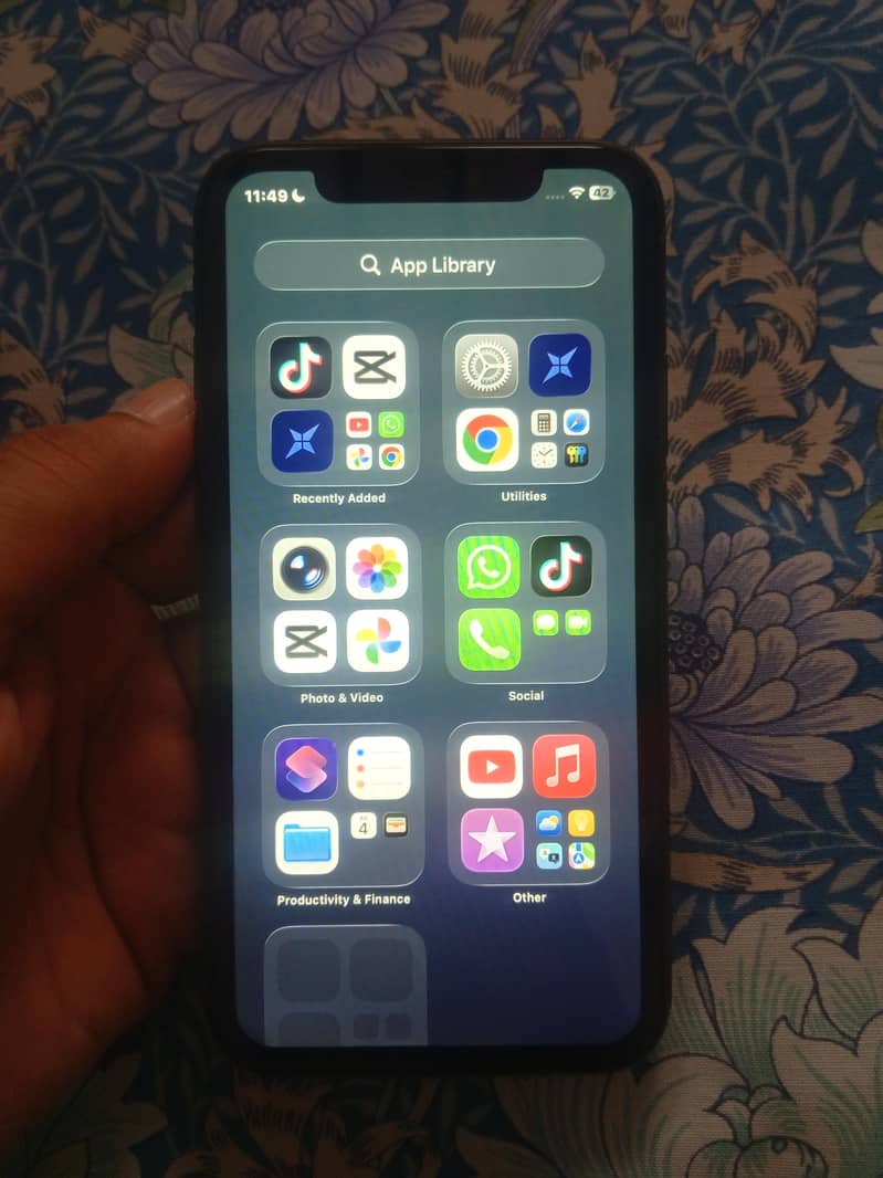 Apple iPhone 11 2