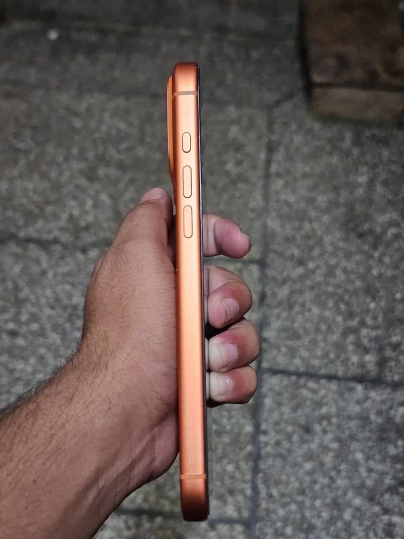 Apple iPhone 17 Pro Max 5