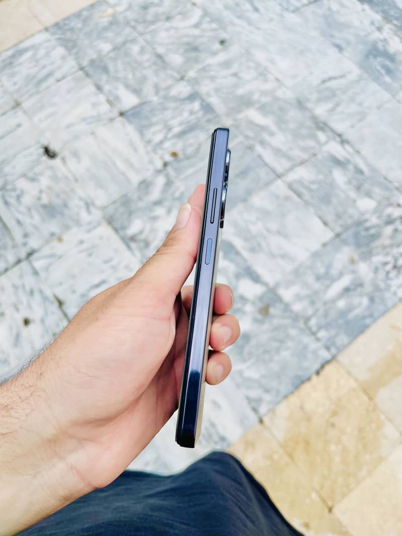 Infinix Note 30 5