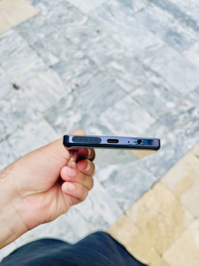 Infinix Note 30 7