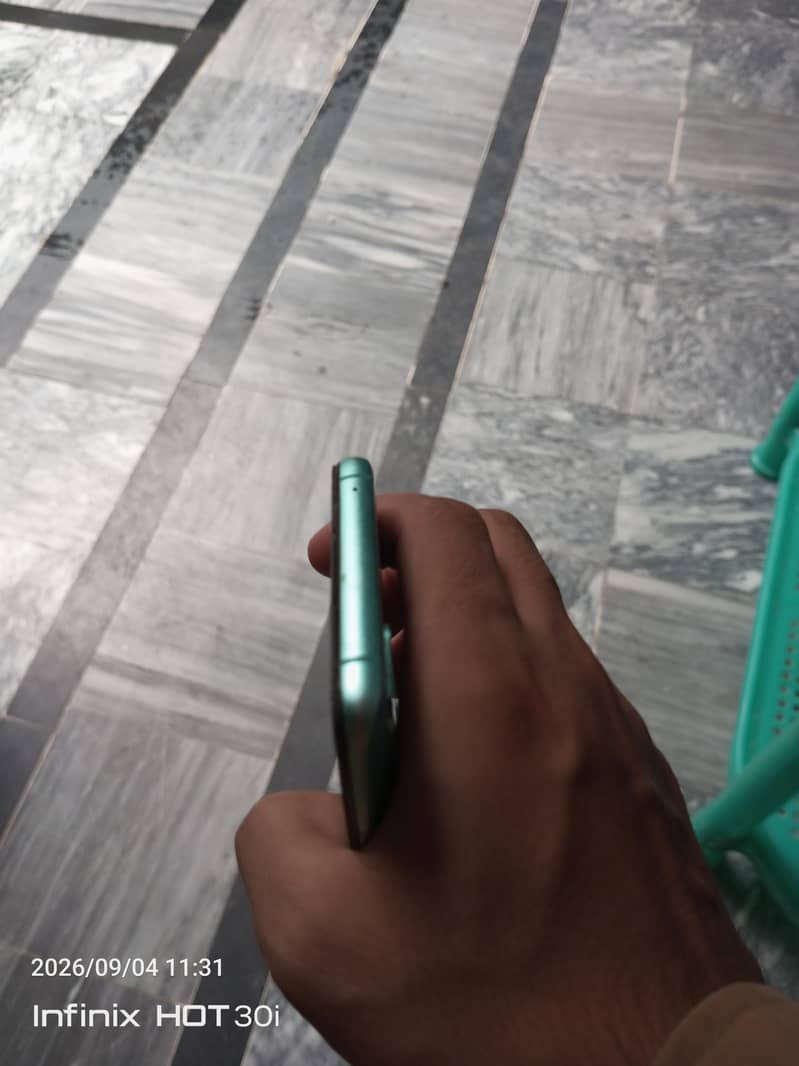 One Plus 8T 5