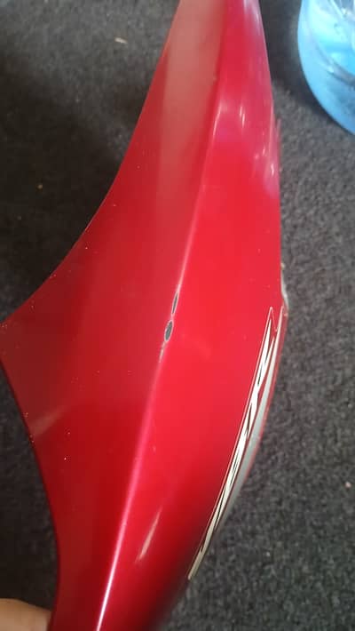 Ybr g 2017/18 Red Fuel tank Air scoop