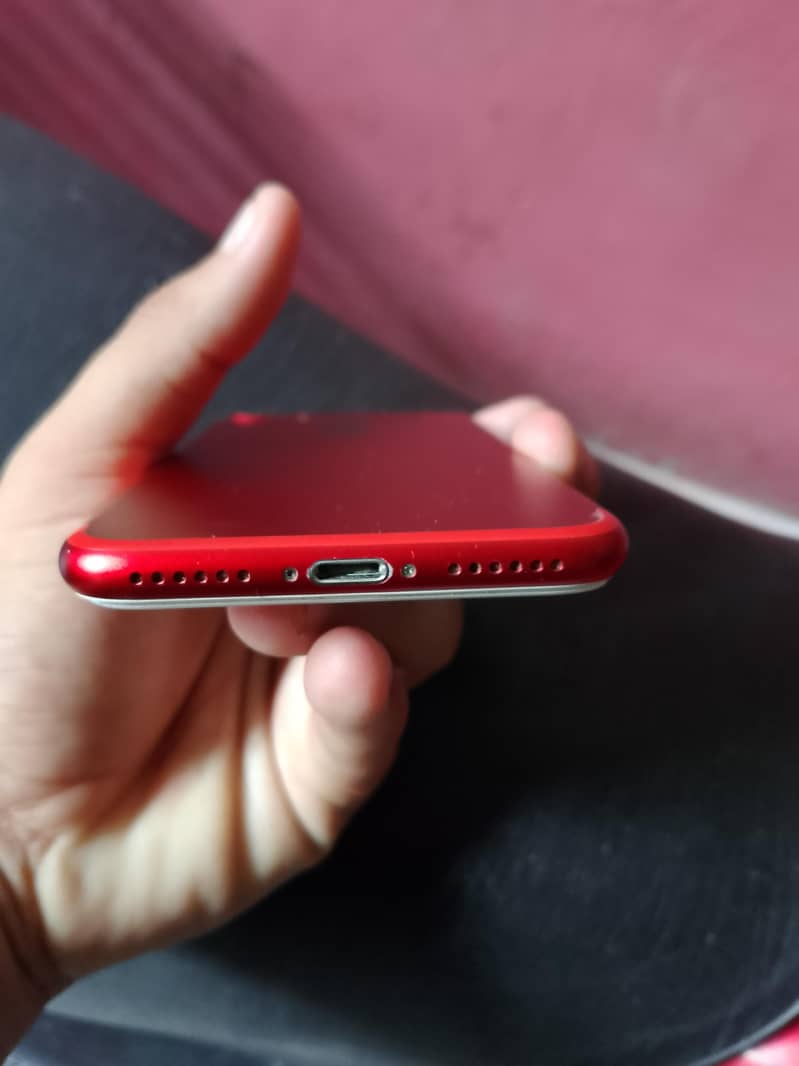 Apple iPhone 7 1