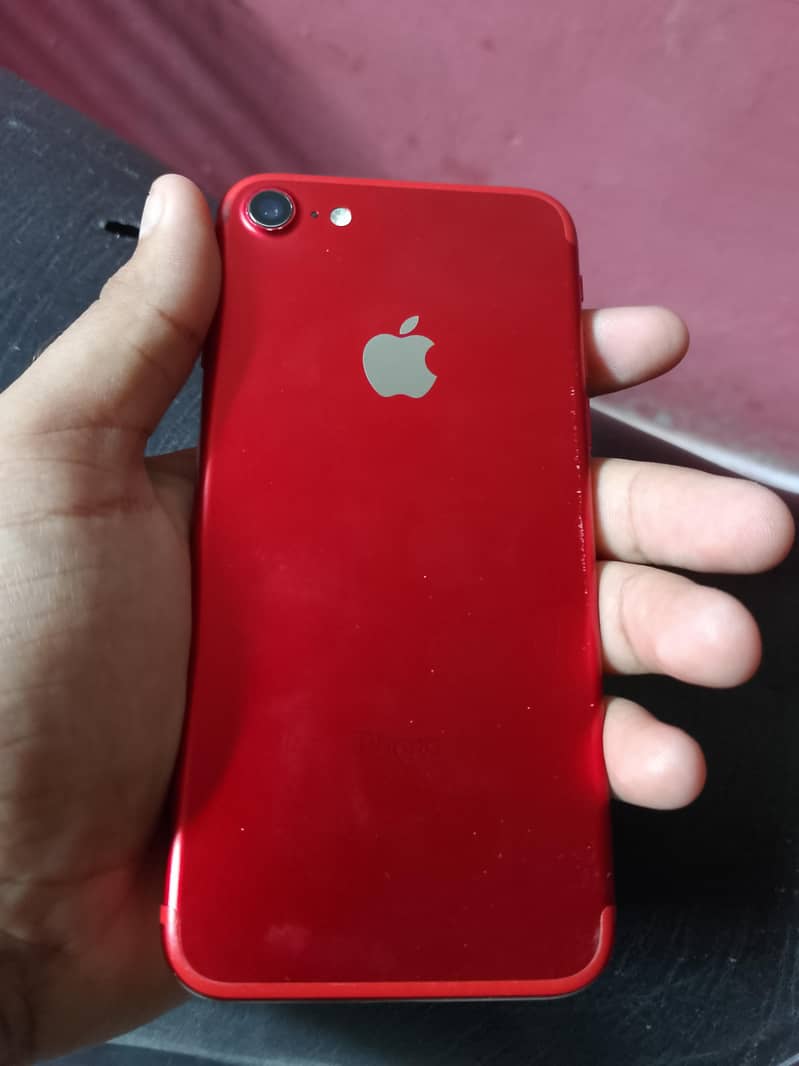Apple iPhone 7 4