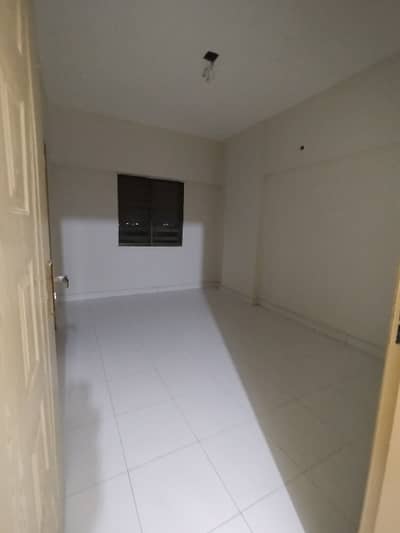 This Is A Corner Apartment, 2 Bed Lounge Lease, And Most Attractive In Price And Location