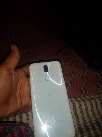 OPPO F11