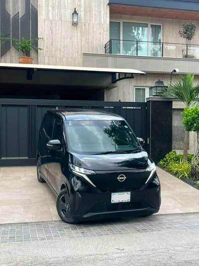 Nissan Sakura x 2022