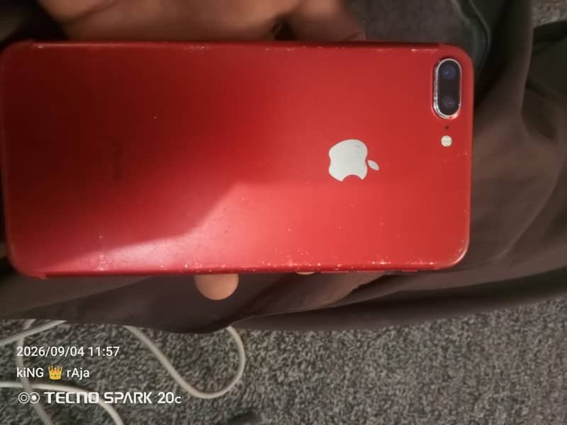 Apple iPhone 7 Plus 2