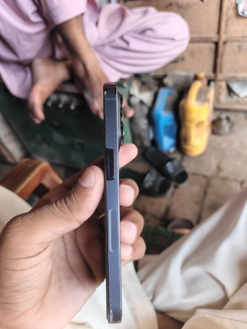Apple iPhone 14 Pro 4