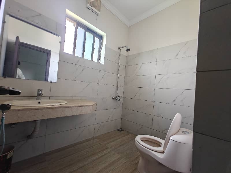 Upper Portion For Rent E 11 5