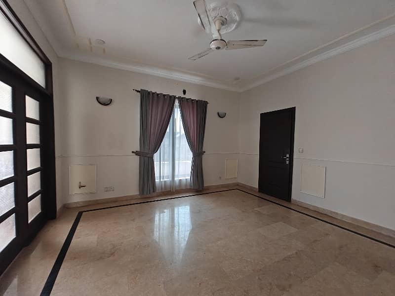 Upper Portion For Rent E 11 12