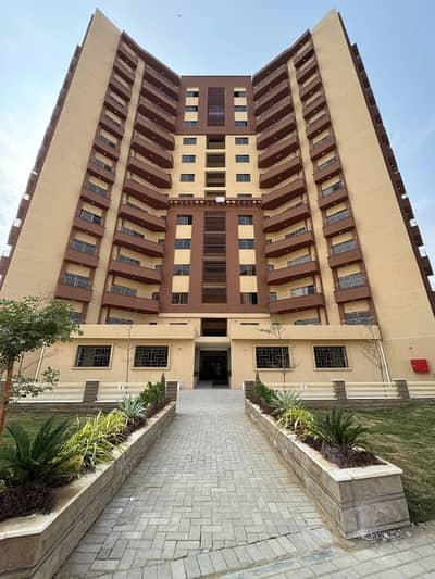 4 Bed DD Flat Available For Sale In Askari 5 - Sector J, Karachi 3000 Sq Ft West Open