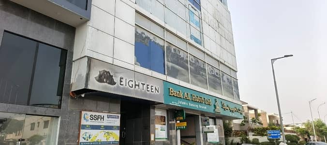Idyllic Prime Location Building Available In Muslim Commercial Area For Rent
