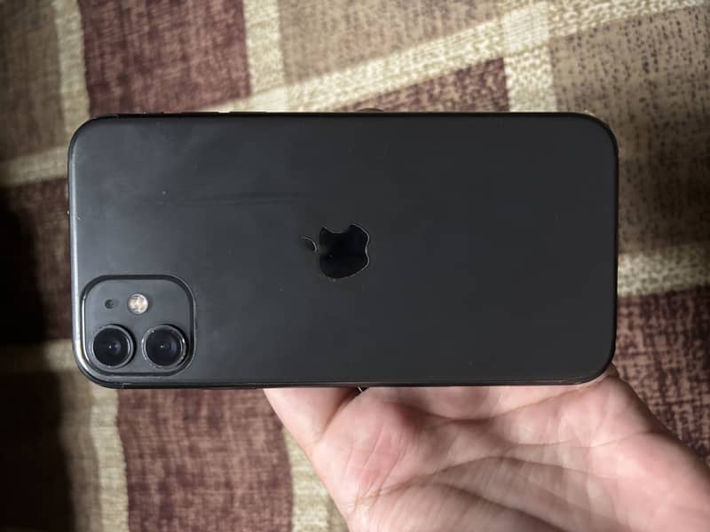 Apple iPhone 11 0