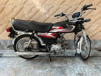 Honda Cd 70 balck 24/25