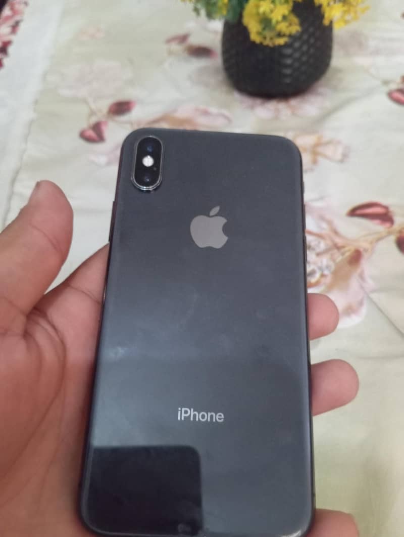 Apple iPhone X 3