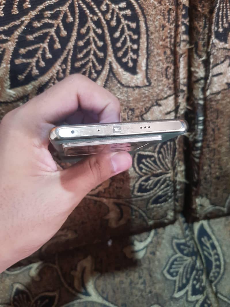 Infinix Note 40 Pro 1