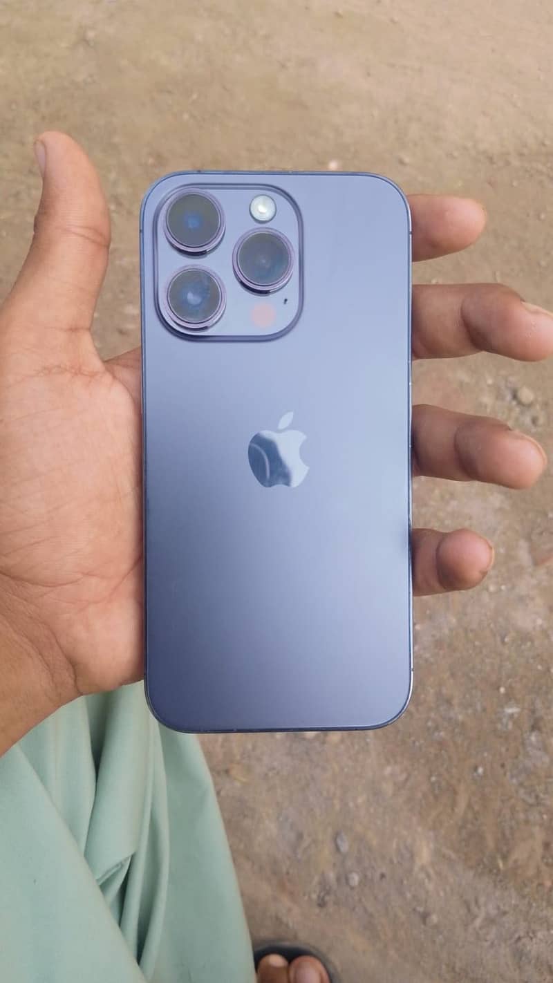 Apple iPhone 14 Pro 3