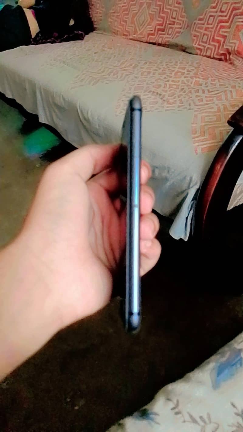 Apple iPhone 8 2