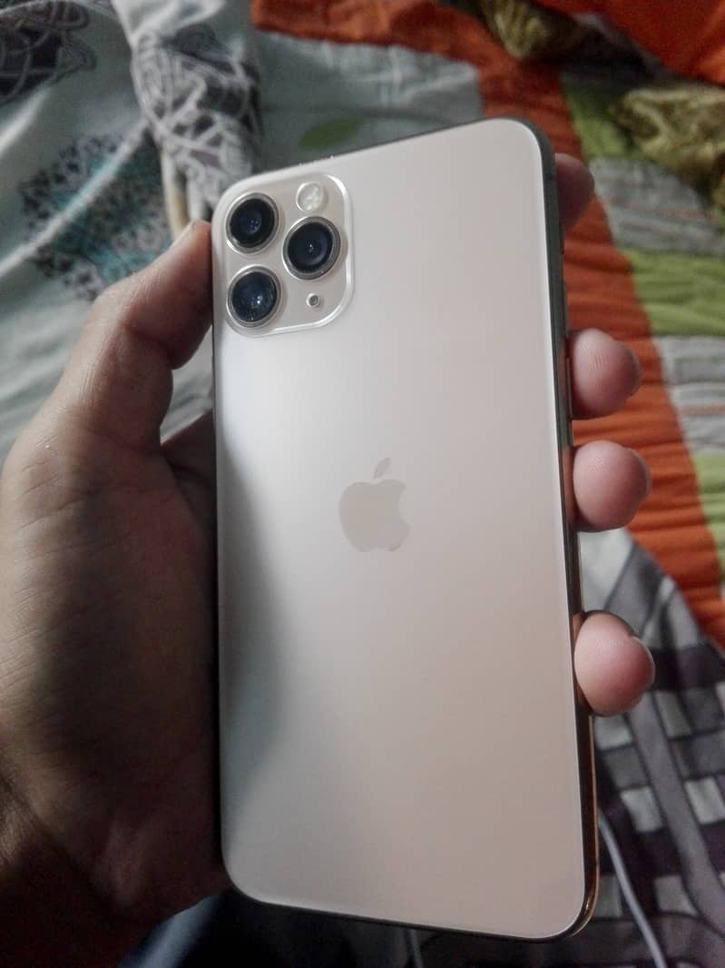 Apple iPhone 11 Pro 0