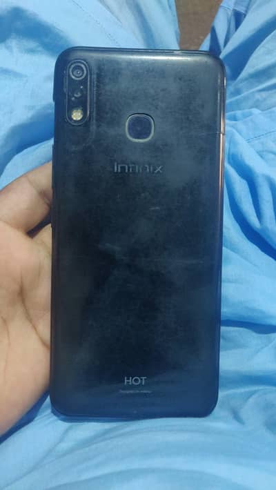 Infinix Hot 8.2g. 32