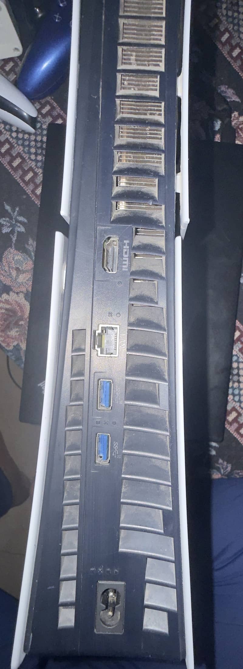 PS5 Console digital edition with 2 controller 7