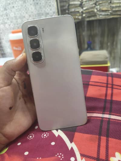 Infinix Hot 60i