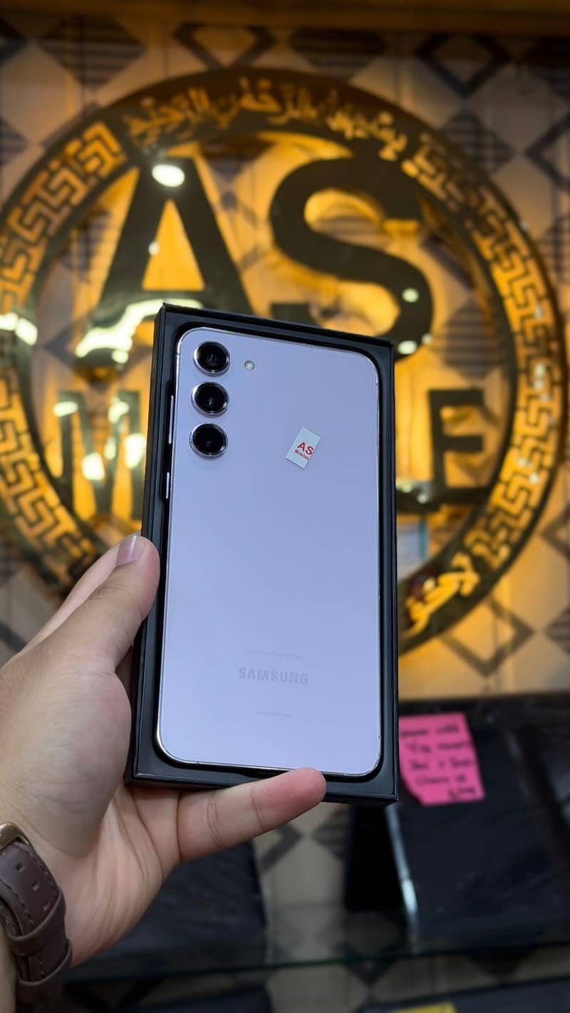 iPhone 15 pro 13