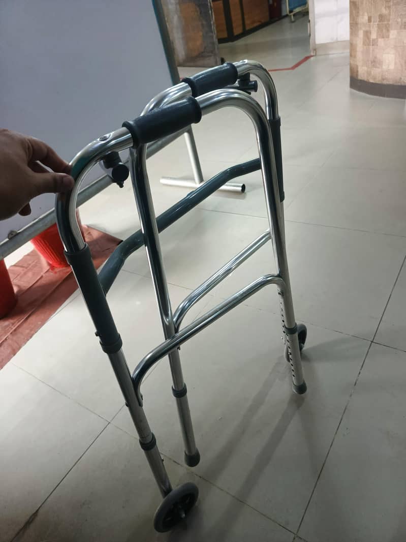 Walking stand 1