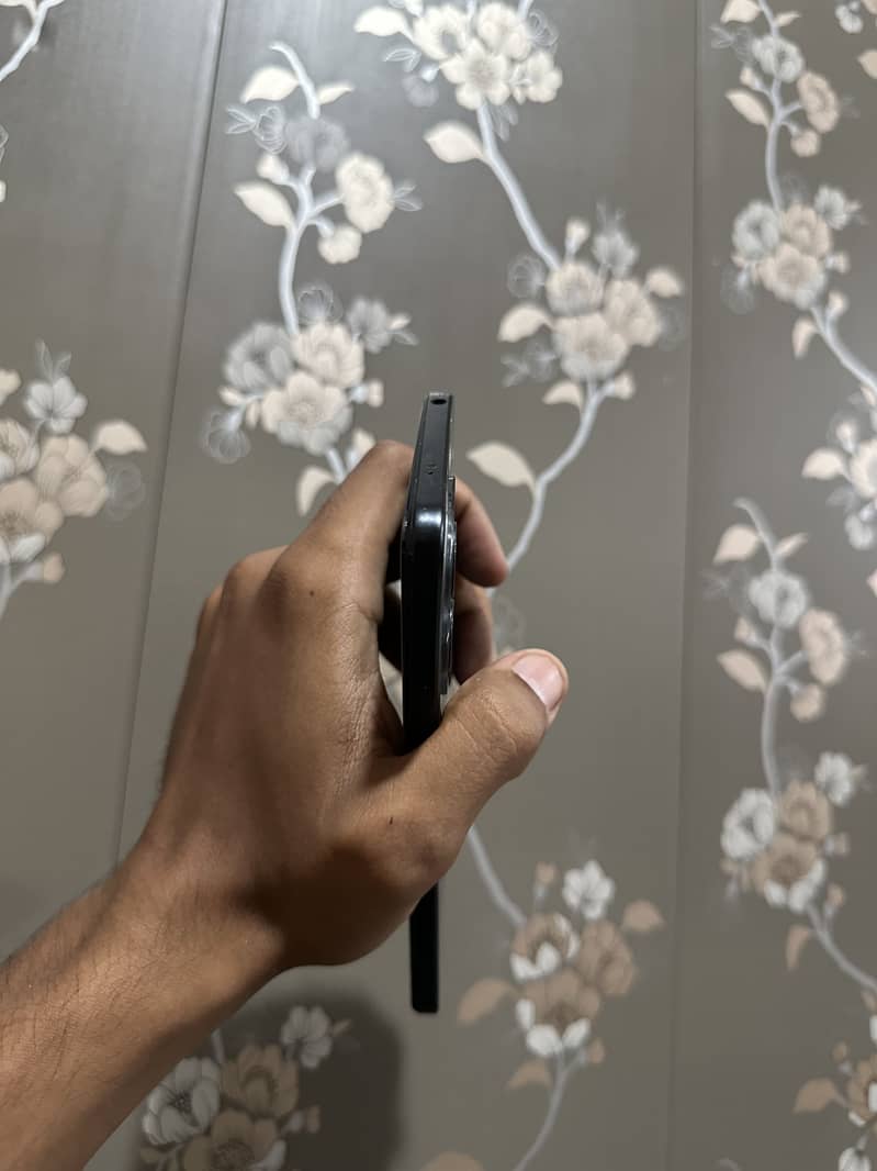 Xiaomi Redmi Note 12 2