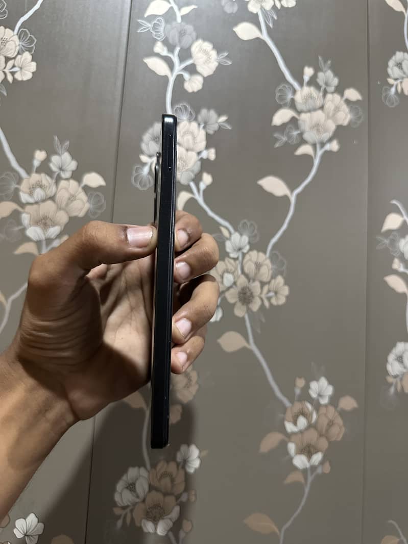 Xiaomi Redmi Note 12 4