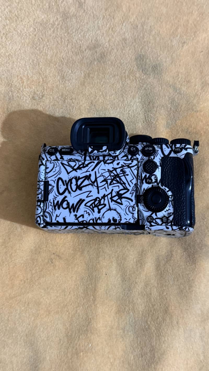 sony A74 with complete box 4