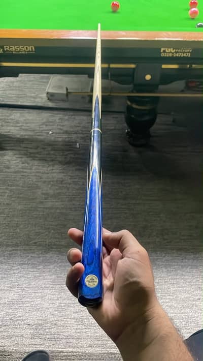 Professinal snooker cue stick