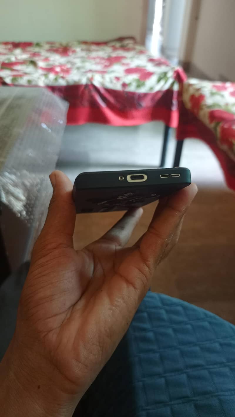 One Plus 8 ( 8/128) 1