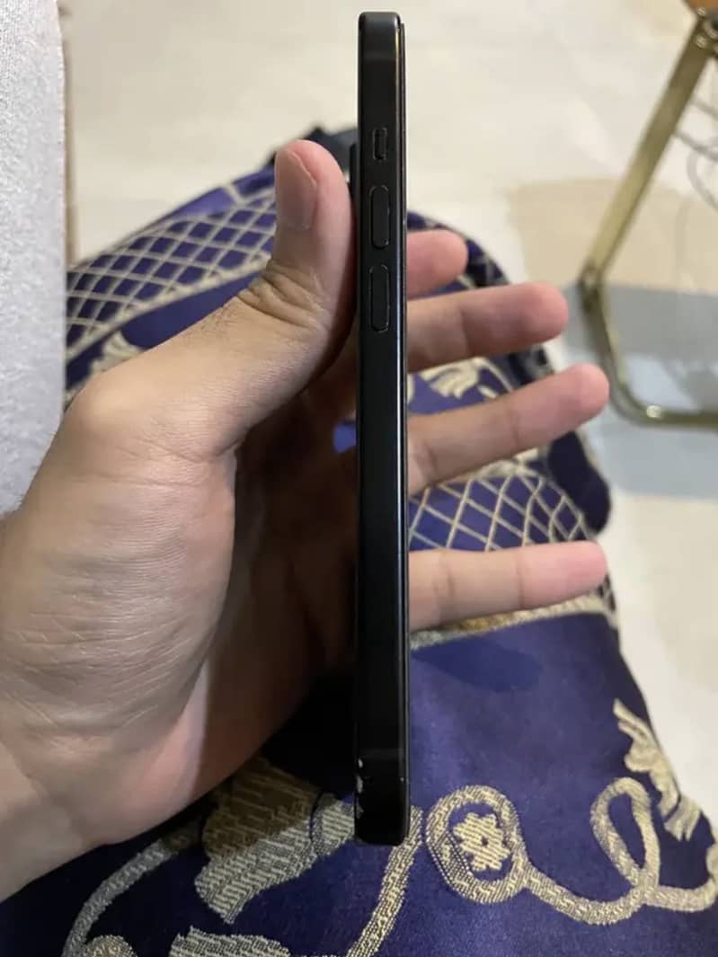Apple iPhone 15 0