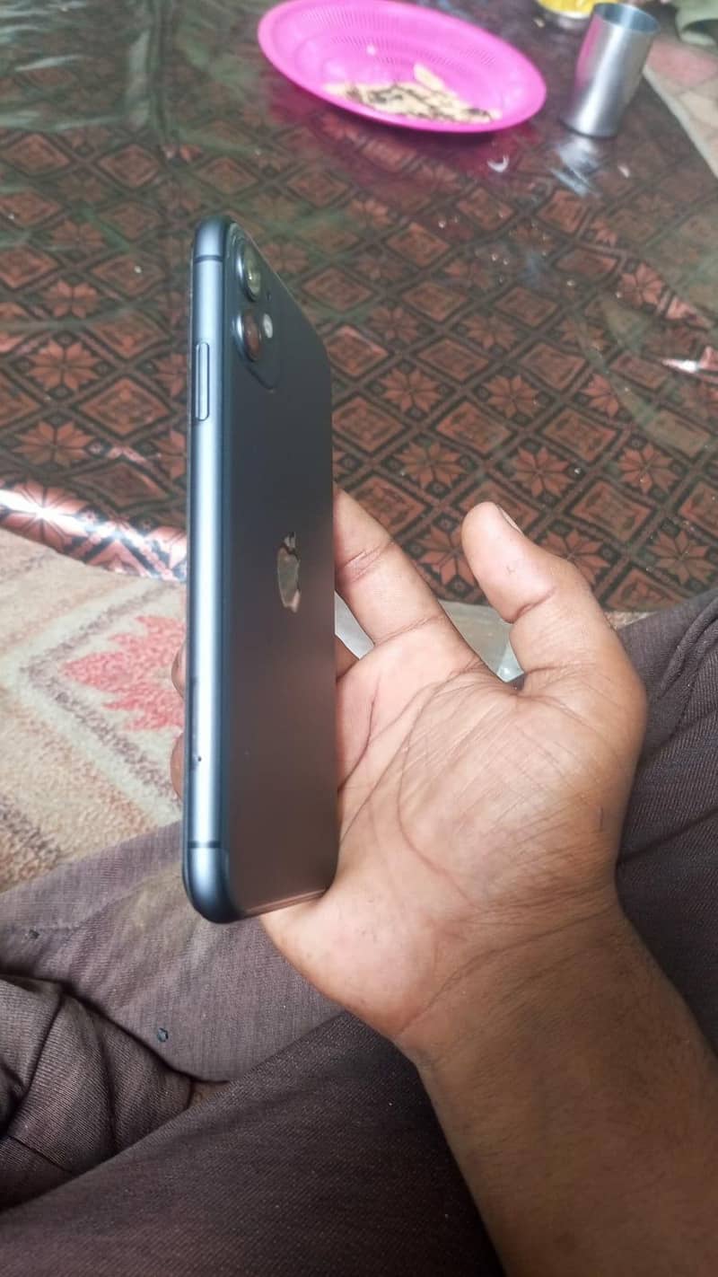 Apple iPhone 11 1