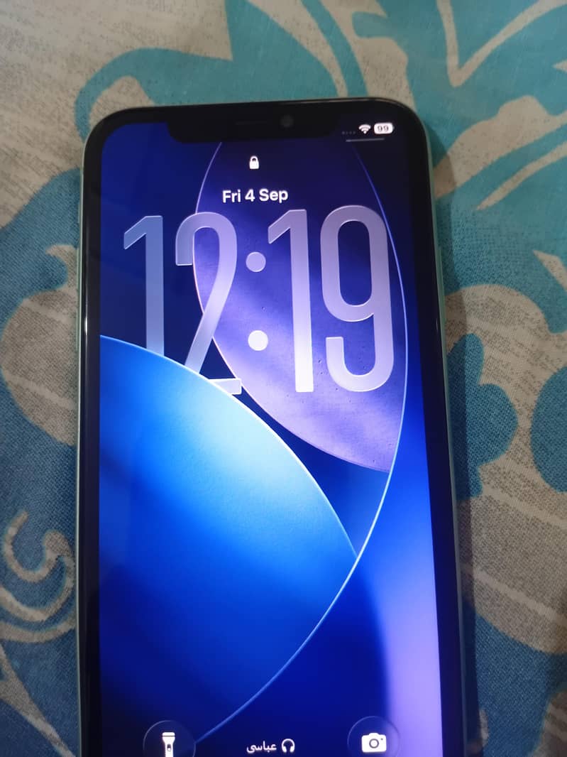 Apple iPhone 11 3