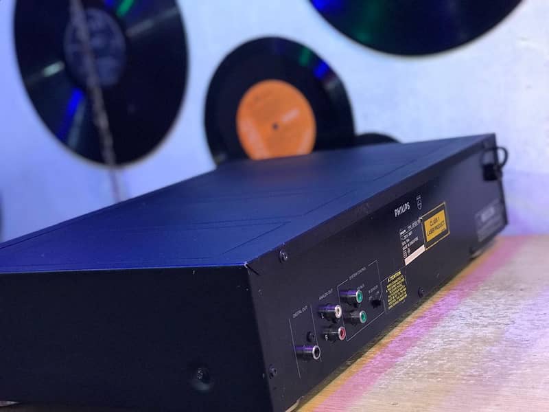 Philips Compact Disc (CD)-920 CD Player 9
