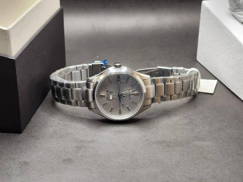 citizen watch 3