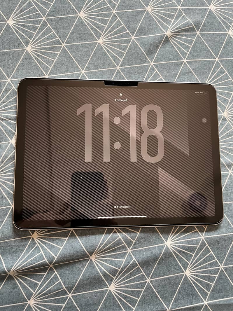iPad Air 7 M3 0