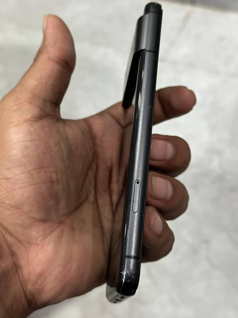 Google Pixel 8 2