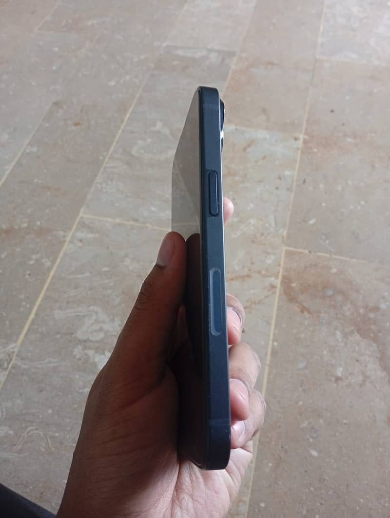 iPhone 14 jv 128 3