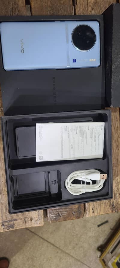 Vivo x90