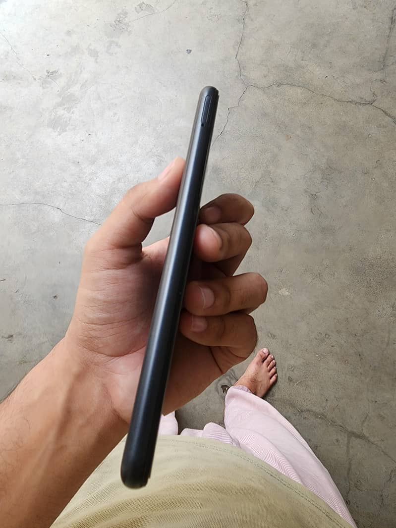 Samsung Mobile A12 5