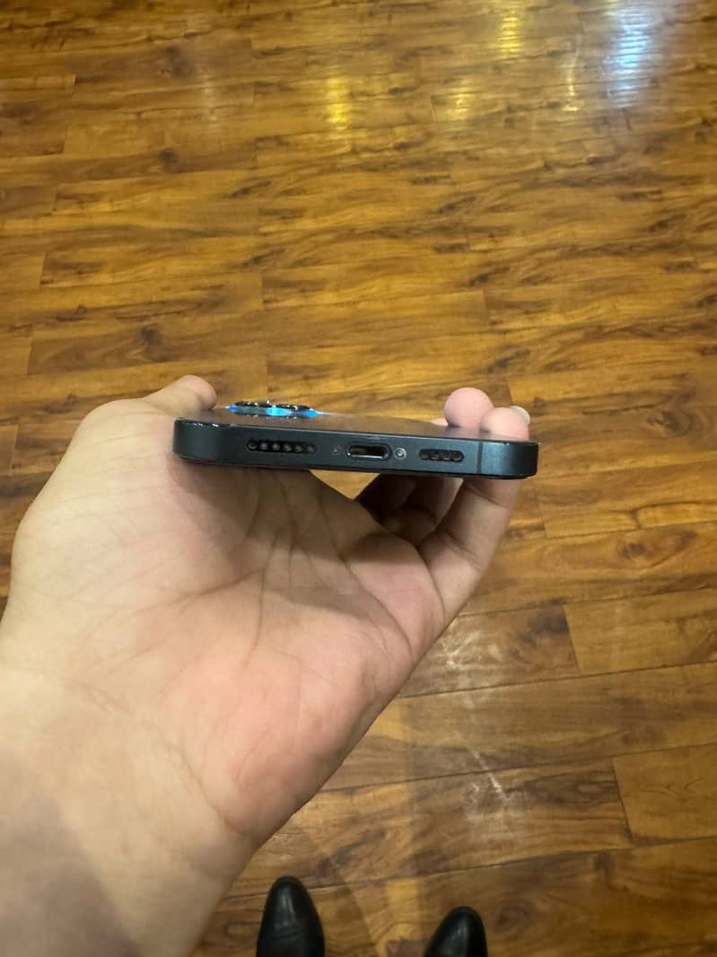 Apple iPhone 12 Pro Max 2