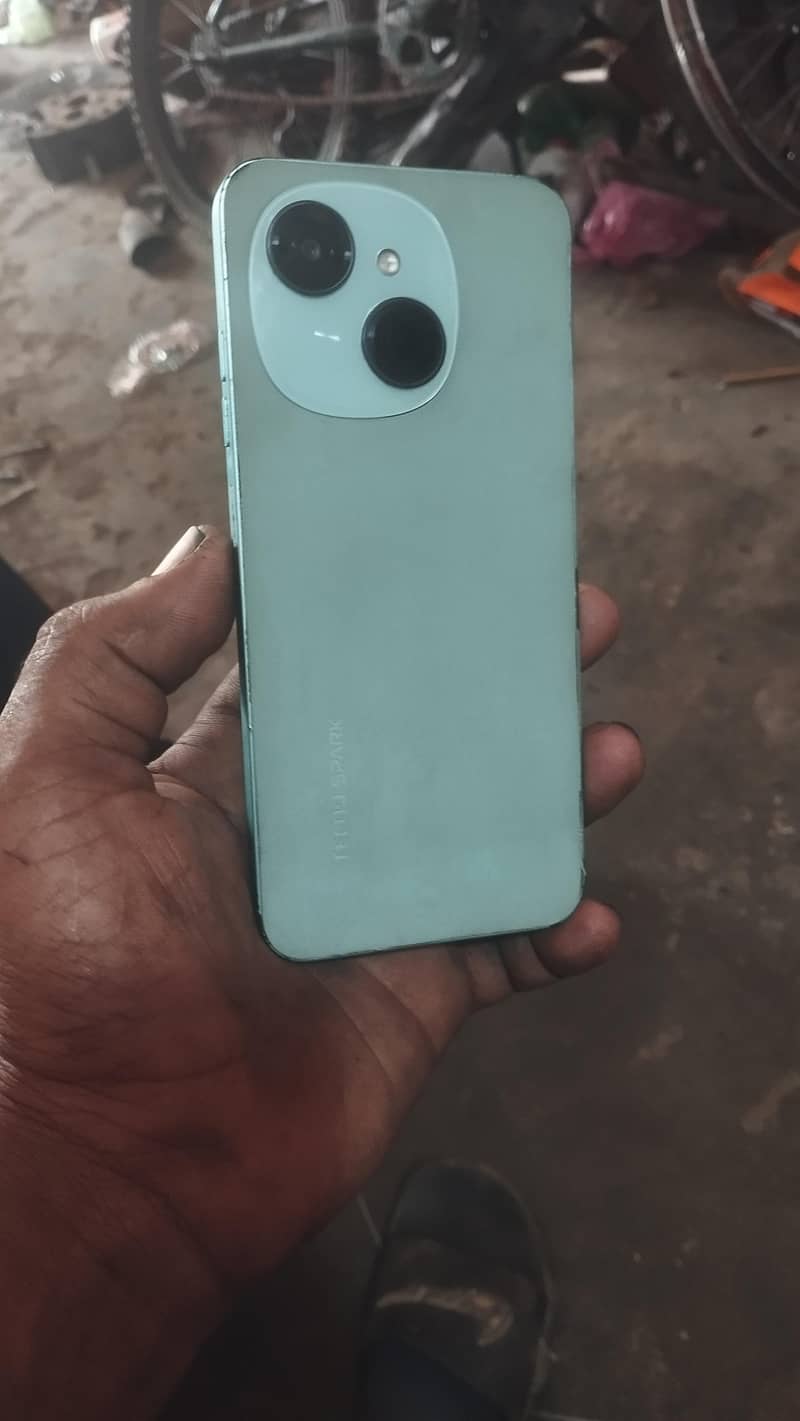 Tecno Spark Go 1 1