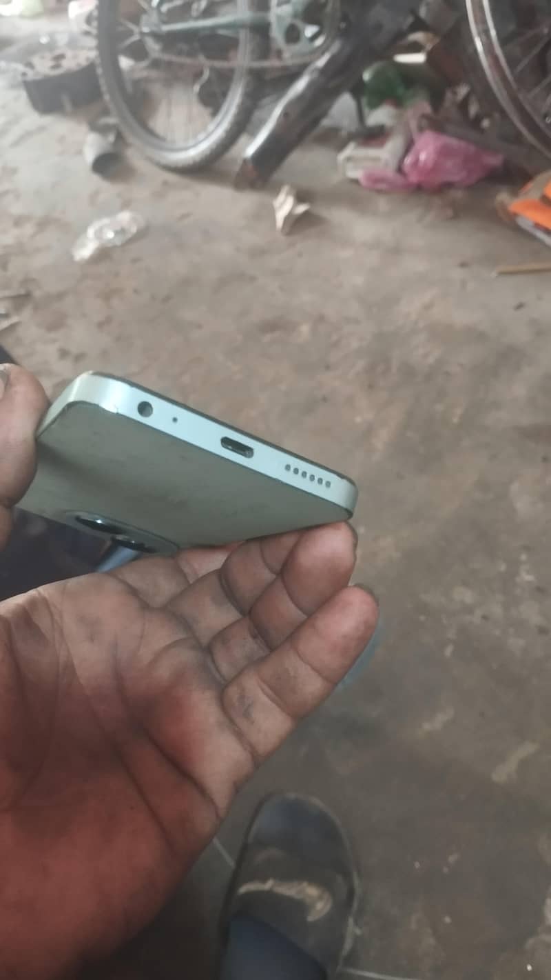 Tecno Spark Go 1 5