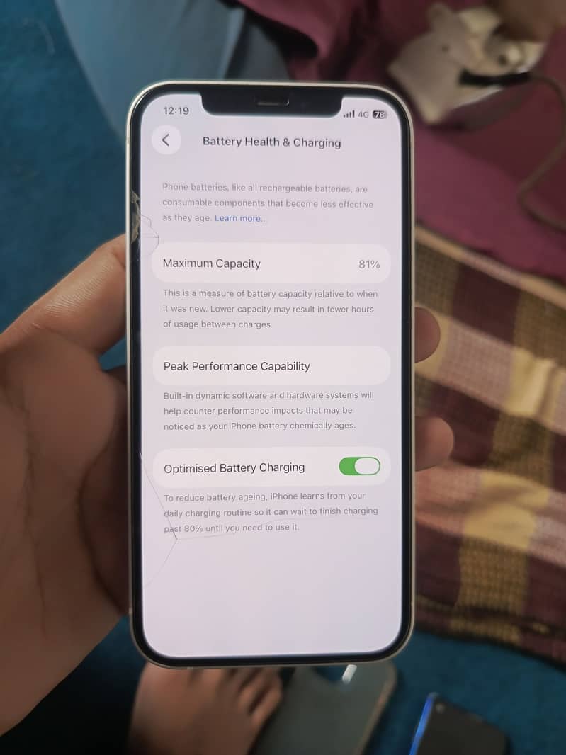 Apple iPhone 12 1